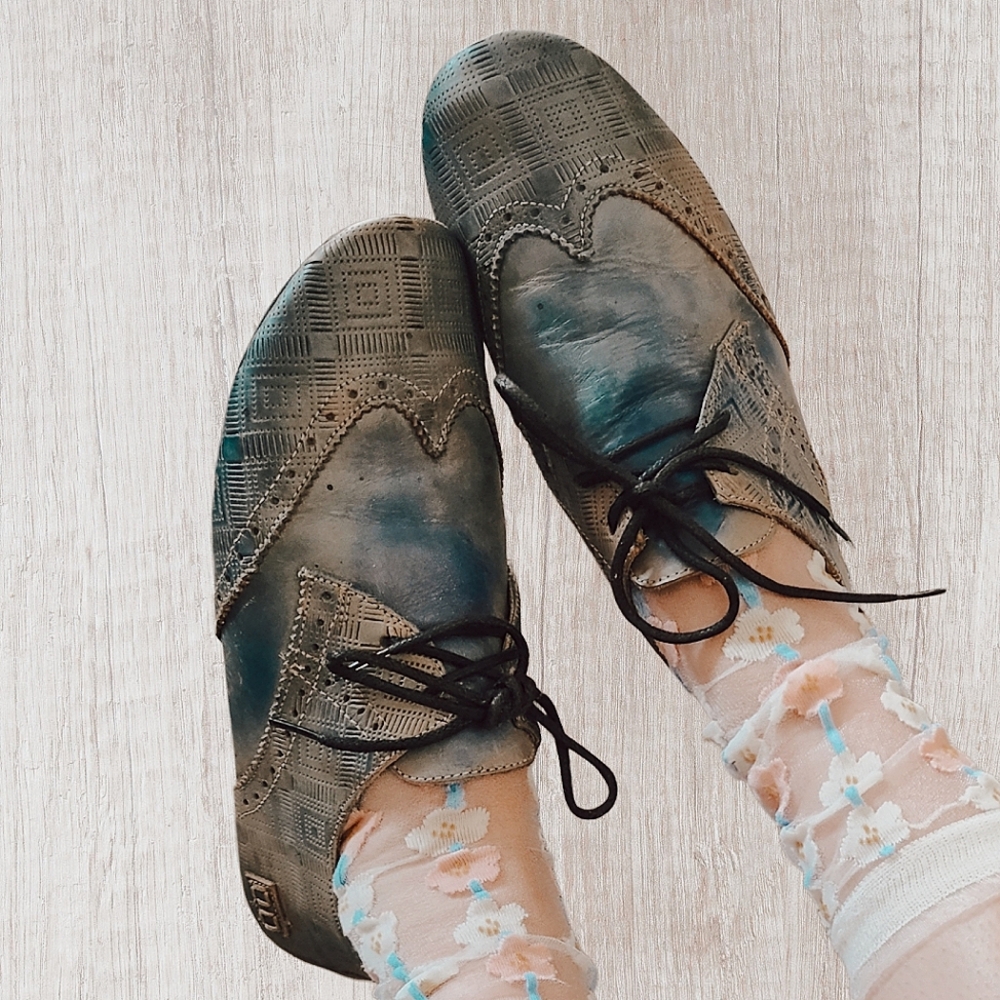 Bed Stu Wingtip Oxford Distressed Flats